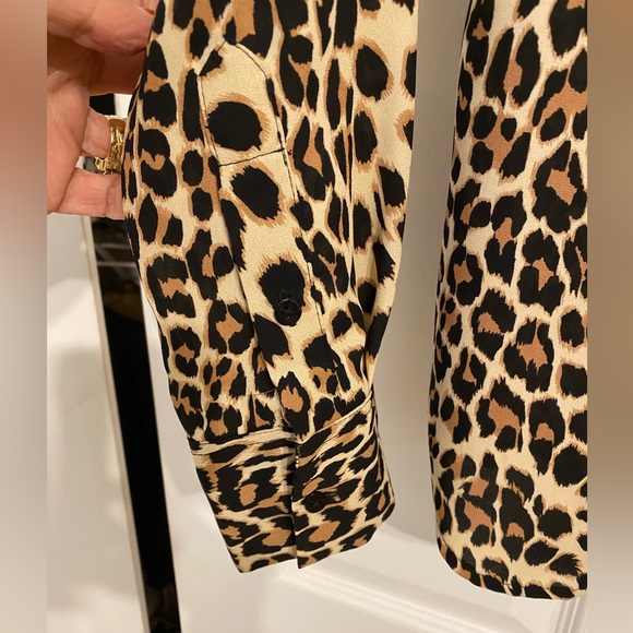 Animal print blouse - Picture 3 of 5